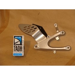 Soporte reposapie delantero derecho Yamaha YZF-R1 2004-2006