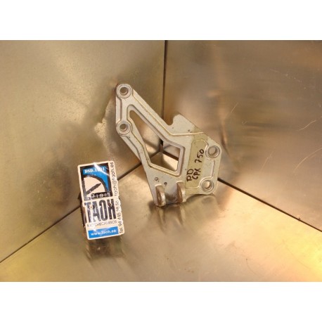 Soporte reposapie delantero derecho Kawasaki GPX 750 R