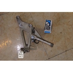 Soporte reposapie trasero izquierdo Honda VFR 750 F 1991