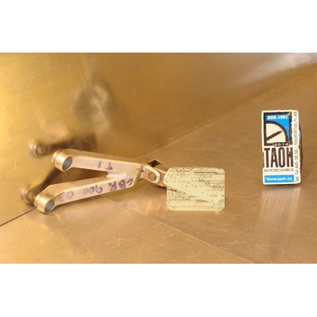 Soporte reposapie trasero izquierdo Honda CBR 900 RR 2003