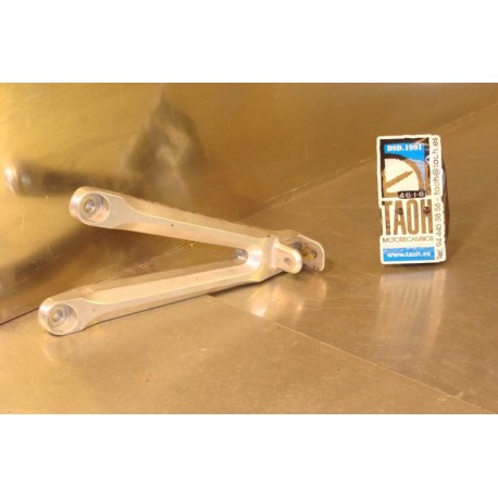 Soporte reposapie trasero izquierdo Honda CBR 600 RR 2005-2006