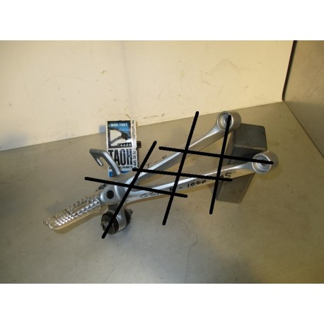 Reposapies trasero derecho Suzuki GSX-R 1000 2005