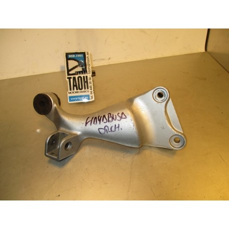 Soporte reposapie trasero derecho Suzuki Hayabusa 1300