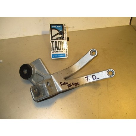 Soporte reposapie trasero derecho Suzuki RF 900