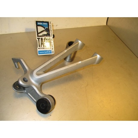 Soporte reposapie trasero derecho Suzuki GSX-R 1000 2008