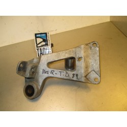 Soporte reposapie trasero derecho Suzuki GSX-R 1100 1989