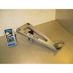 Soporte reposapie trasero izquierdo Suzuki DR 650