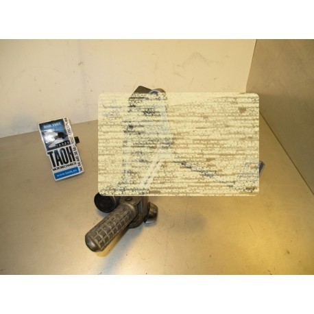 Reposapie trasero izquierdo Kawasaki GPX 600 R