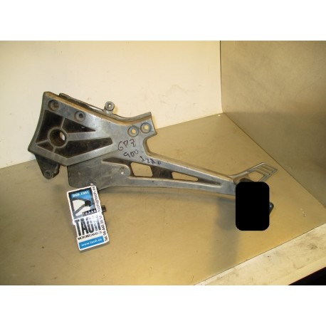 Soporte reposapie trasero izquierdo Kawasaki GPZ 900 R