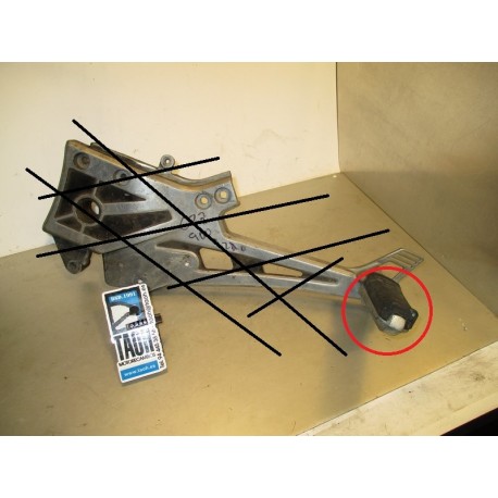 Reposapie trasero izquierdo Kawasaki GPZ 900 R