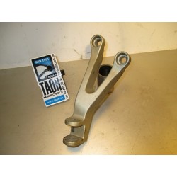 Soporte reposapie trasero izquierdo Kawasaki ZX6 R 2000