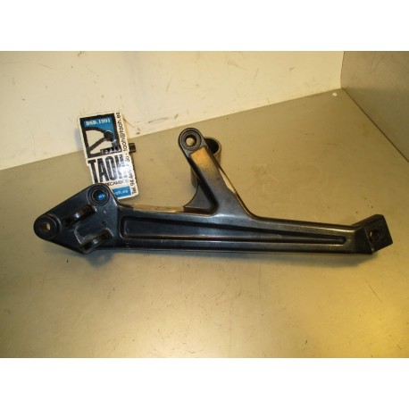 Soporte reposapie izquierdo Kawasaki Zephyr 550