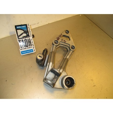 Soporte reposapie trasero derecho Kawasaki GPX 750 R