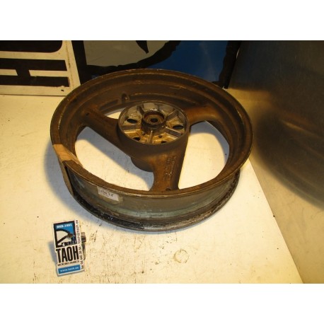 Llanta trasera Suzuki GSF Bandit 400