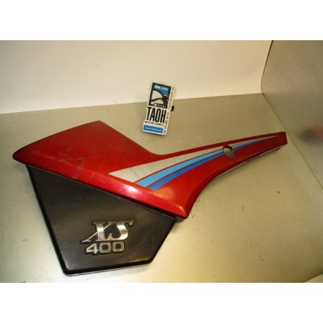 Bajo asiento izquierda XS 400