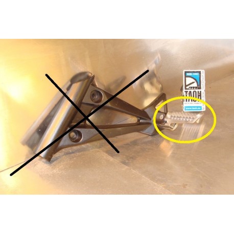 Reposapie trasero izquierdo Kawasaki Ninja 250 R