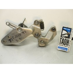 Soporte reposapie delantero derecho Yamaha YZF 1000 R Thunderace