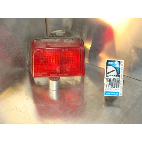 Piloto trasero XS 400