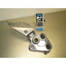 Soporte reposapie delantero derecho Yamaha FZS 1000 Fazer 2005