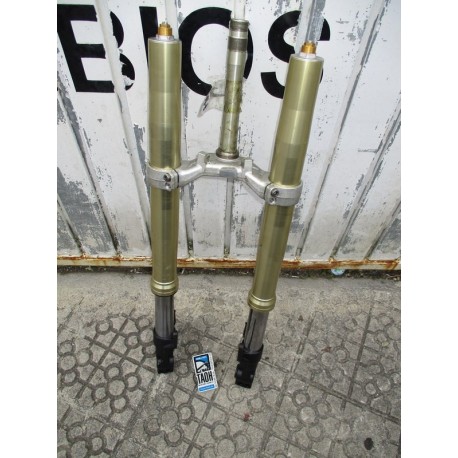 Brazo derecho Yamaha YZF-R1 2004-2006