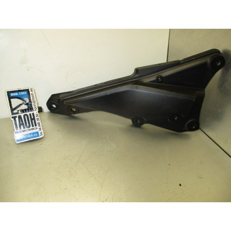 Soporte subchasis derecho Kawasaki Z 1000 2013