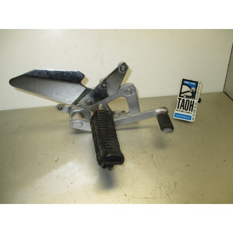 Reposapie delantero derecho completo Suzuki GS 500