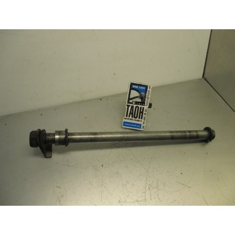 Eje trasero Honda CBF 600 2006