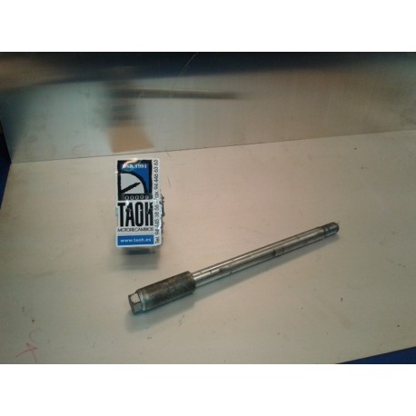 Eje delantero Suzuki Marauder 250 2003