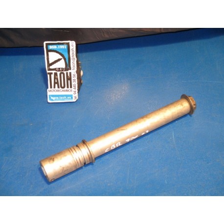 Eje delantero Honda CBR 900 RR 2000-2003 / CBR 1000 RR 2007