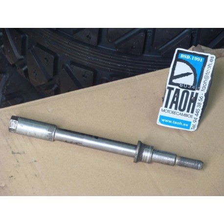 Eje delantero Honda Dominator NX 650 / Transalp / AT 650