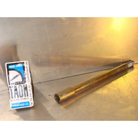 Eje delantero Hyosung GT 650 Comet 2010