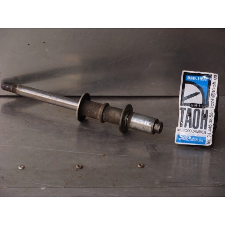 Eje delantero Suzuki Savage 650 LS