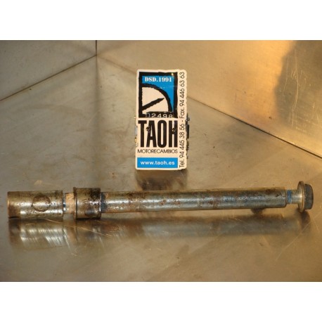 Eje delantero Kymco Venox 250