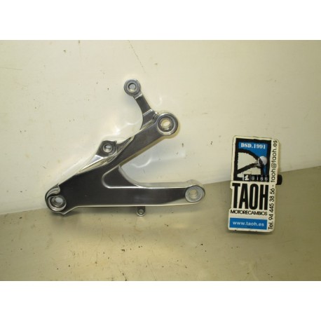 Soporte reposapie delantero derecho Yamaha YZF-R6 1999-2002