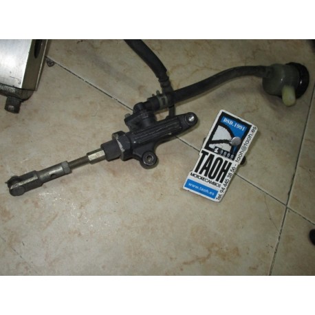Bomba de freno trasera Yamaha FZ 750 1985-1994
