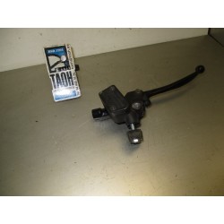 Bomba freno delantera derecha AJP