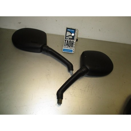 Juego retrovisores universales marca Vicma M8