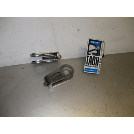 Tensor eje trasero Honda CBR 600 F 1999