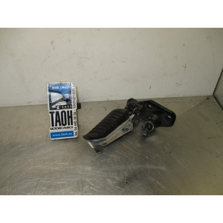 Soporte y reposapie delantero izquierdo Suzuki V-Strom 650 2018