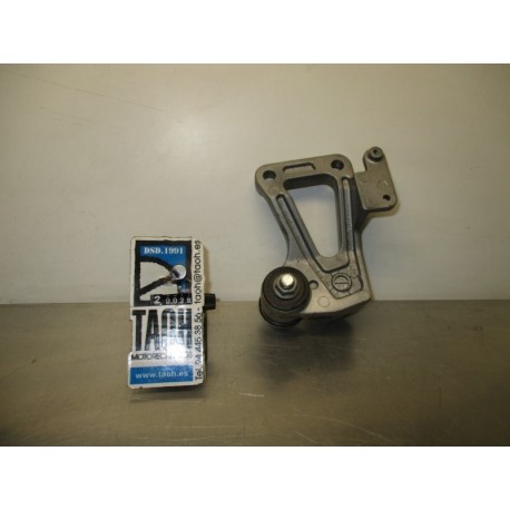 Soporte reposapies trasero derecho Kawasaki GPZ 600 R