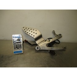 Soporte reposapies delantero derecho Yamaha YZF-R1 1998-2001