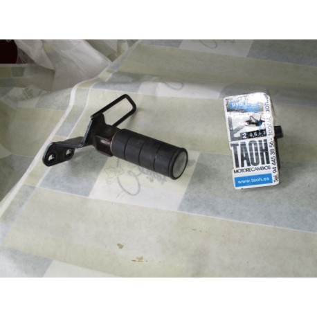 Soporte y reposapie trasero izquierdo Suzuki Volusia 800