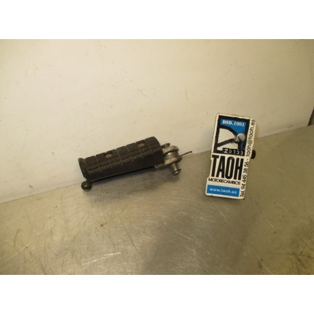 Reposapie delantero izquierdo GT 125 / 250 / 650 R Comet 06