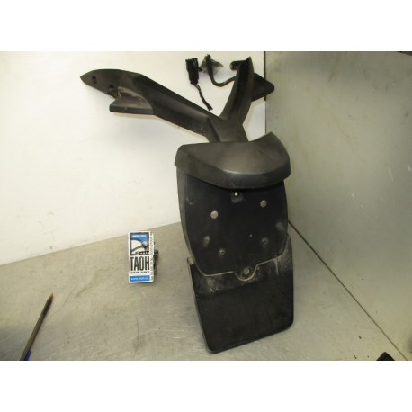 Portamatricula F 650 CS 04 Scarver