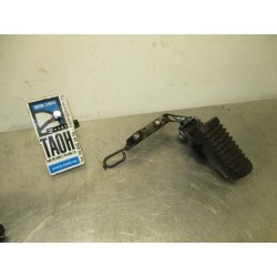 Reposapie delantero derecho Aprilia Pegaso 650