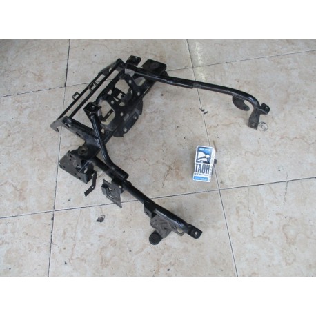 Araña Suzuki Burgman 650 2006