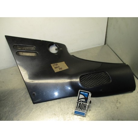 Bajo asiento izquierda Honda CBR 1000 F 1988