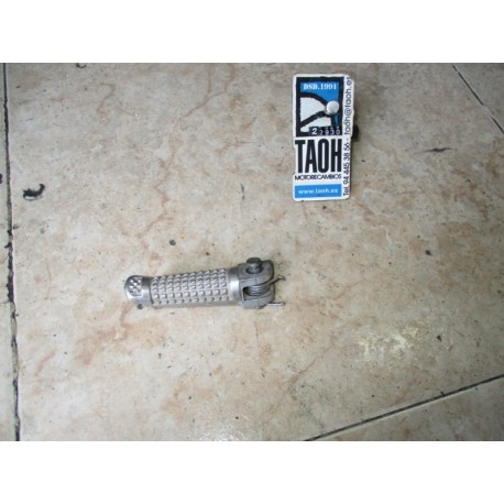 Reposapie delantero izquierdo Suzuki GSX-R 750 1998