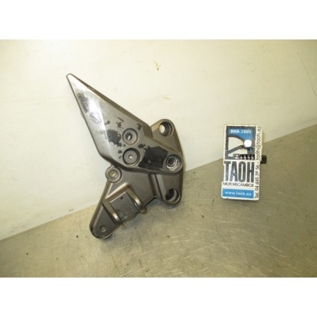 Soporte reposapie delantero derecho Kawasaki Z 1000 SX 2011