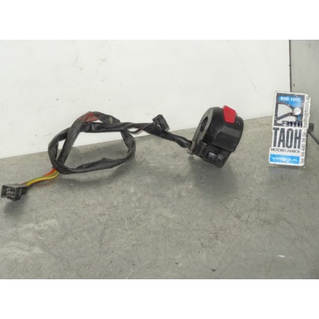 Conmutador derecho Suzuki Burgman 125 2007